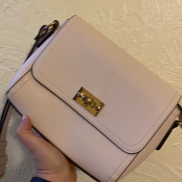 Off White crossbody forever 21 - Picture 3 of 5